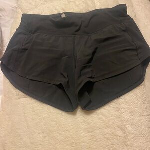 Black Speed Up Low-Rise Lined Short 2.5"! Great Condition!!
